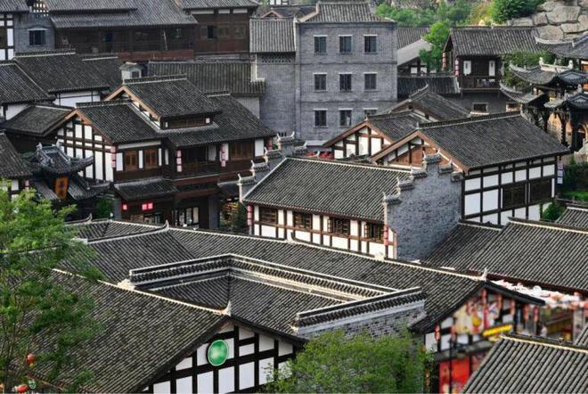 非人学园